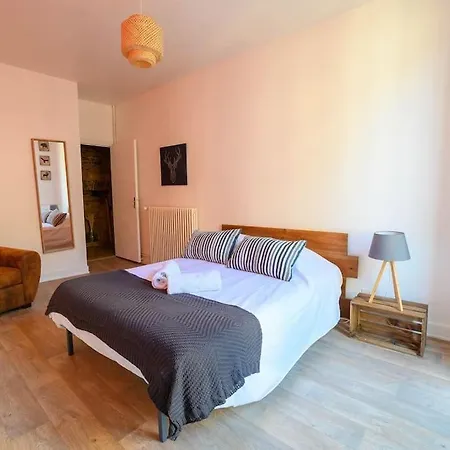 Votre Famille A Perigueux Charme & Confort Exterior photo