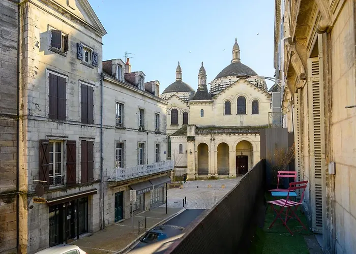 Votre Famille A Perigueux Charme & Confort