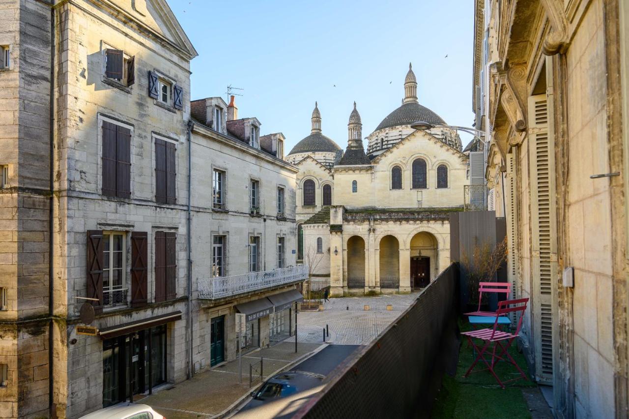 Votre Famille A Charme & Confort Apartment